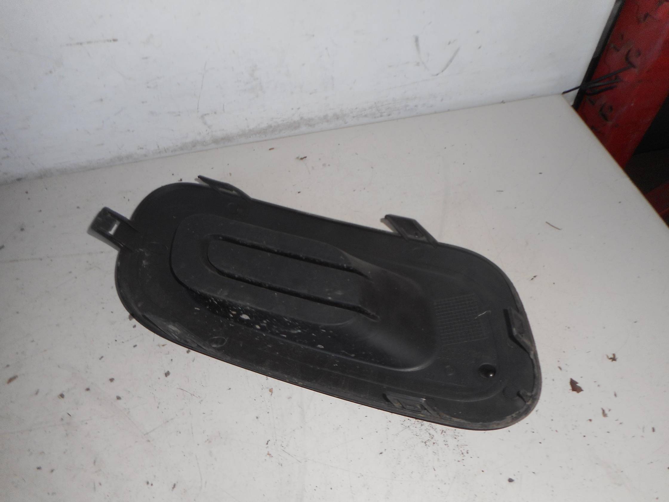 Griglia lat. paraurti ant.